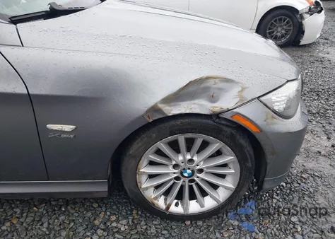 2009 BMW 328I xDrive z USA, uszkodzony, nr VIN WBAPK53529A510884